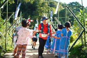 BIB: 2314
                            <button type="button" onclick="openModal(19050630)" class="btn btn-primary btn-sm float-right btn-popup" data-toggle="modal" data-target=".modal-high-quality">
                        <i class="fas fa-shopping-cart"></i> Add to Cart
                    </button>
                                            <button type="button" onclick="isThisMe(19050630, true)" class="btn btn-success btn-sm float-right btn-popup btn-isme hidden" data-toggle="tooltip" data-placement="bottom" title="นี่คือรูปของคุณใช่ไหม คลิกที่นี่เพื่อเอาเข้าอัลบั้ม">
                        <i class="fas fa-plus"></i> Add to album
                    </button>
                    <button type="button" onclick="isThisMe(19050630, false)" class="btn btn-warning btn-sm float-right btn-popup btn-isnotme hidden">
                        <i class="fas fa-ban"></i> Remove from album
                    </button>